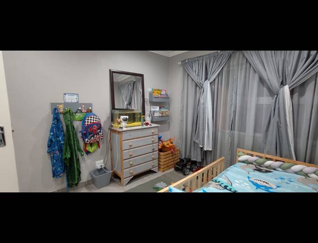 3 BEDROOM TOWNHOUSE FOR SALE IN ARCON PARK